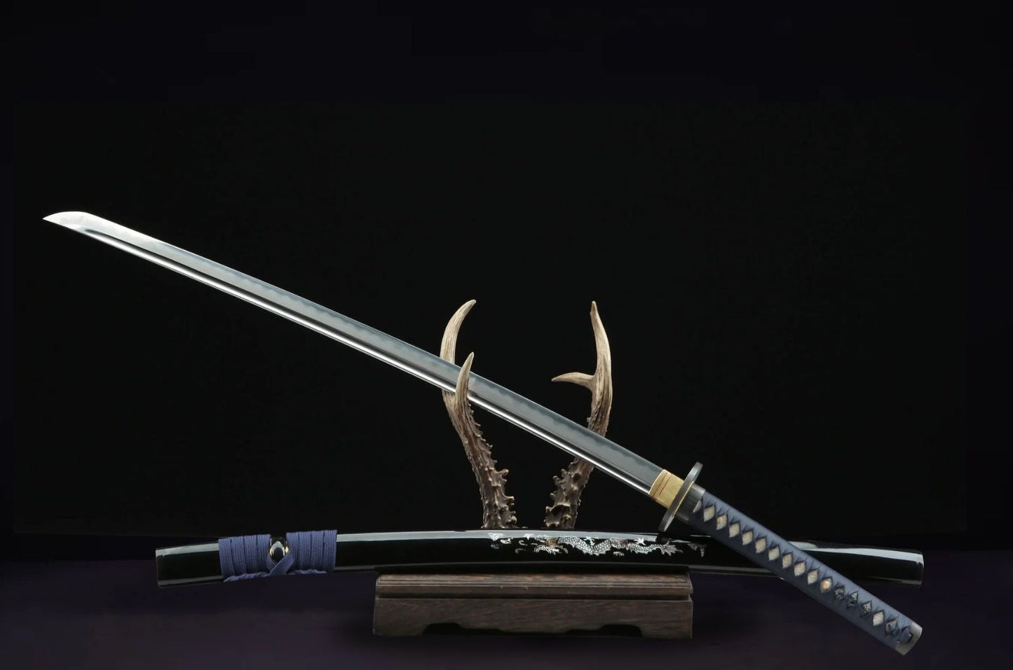 Katana Ishikari (Damascus Steel & Genuine Hamon)