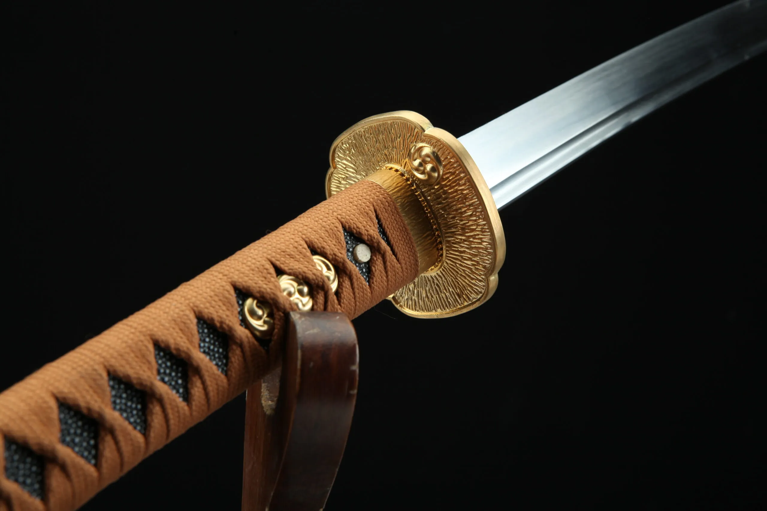 Nagoya Katana (T10 Steel & Genuine Ray Skin) - Image 6
