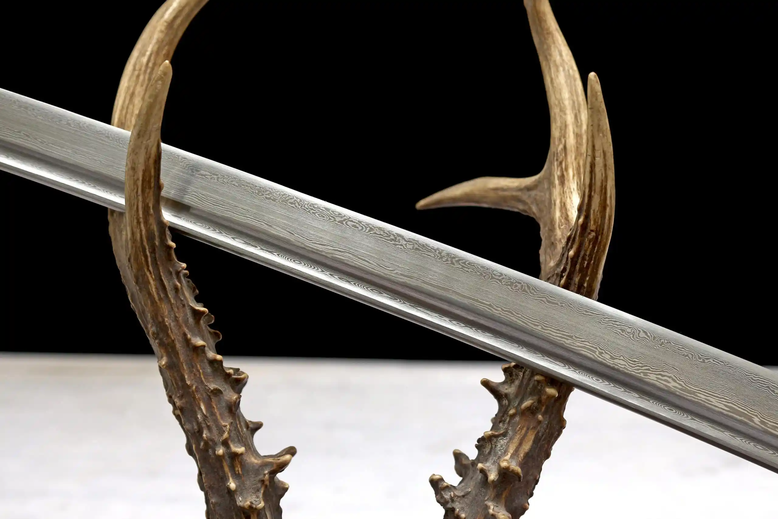 Sakura Katana (Damascus Steel & Genuine Ray Skin) - Image 6