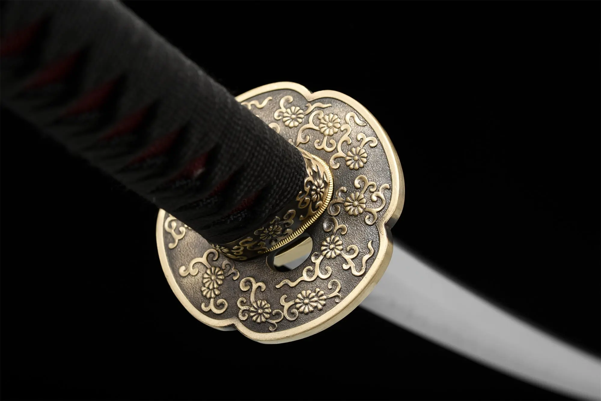 Tono Katana (T8 Steel with Genuine Gunome Hamon & Genuine Ray Skin) - Image 9