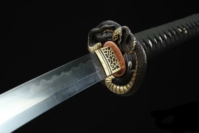 Katana Kani (Damascus Steel with Genuine Hamon) - Image 3