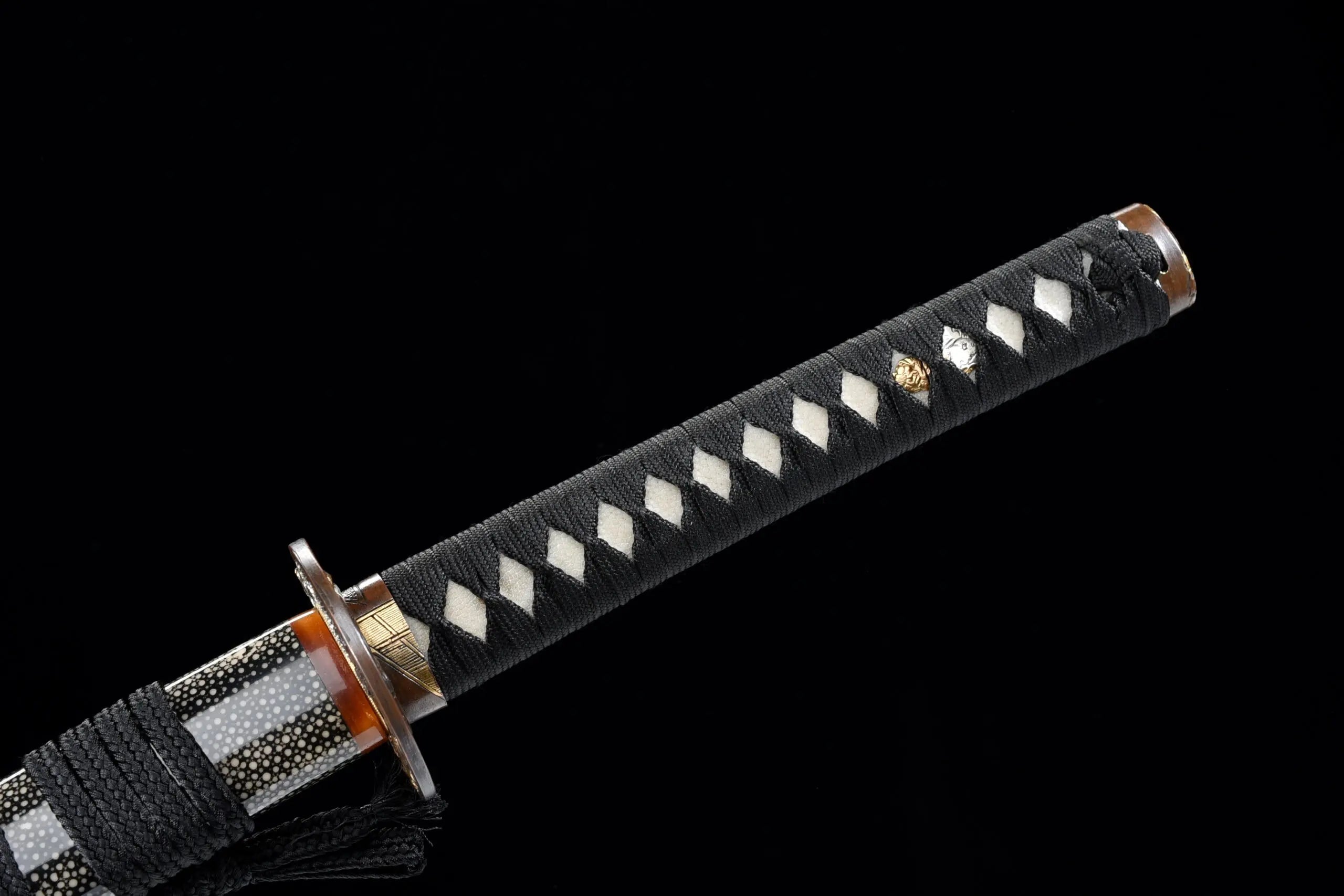 Katana Furano (T10 Steel & Genuine “Flame” Hamon) - Image 17